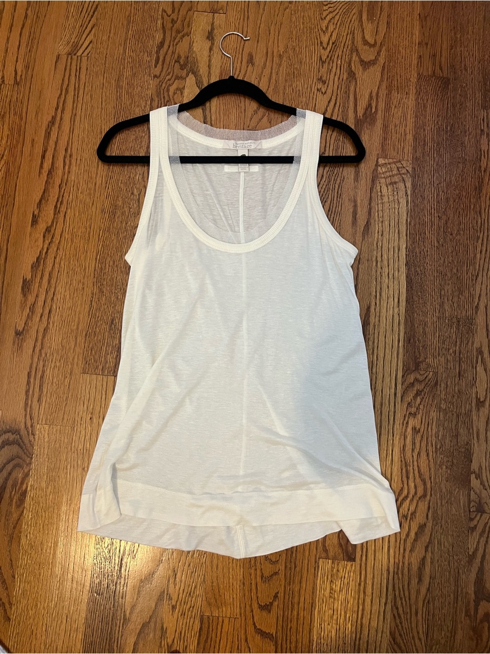 Banana Republic Heritage Women’s White Scoop Neck Tank Top Size Medium